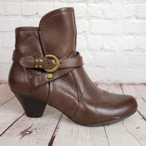 Yuu Rina Heeled Harness Zip Up Ankle Boots